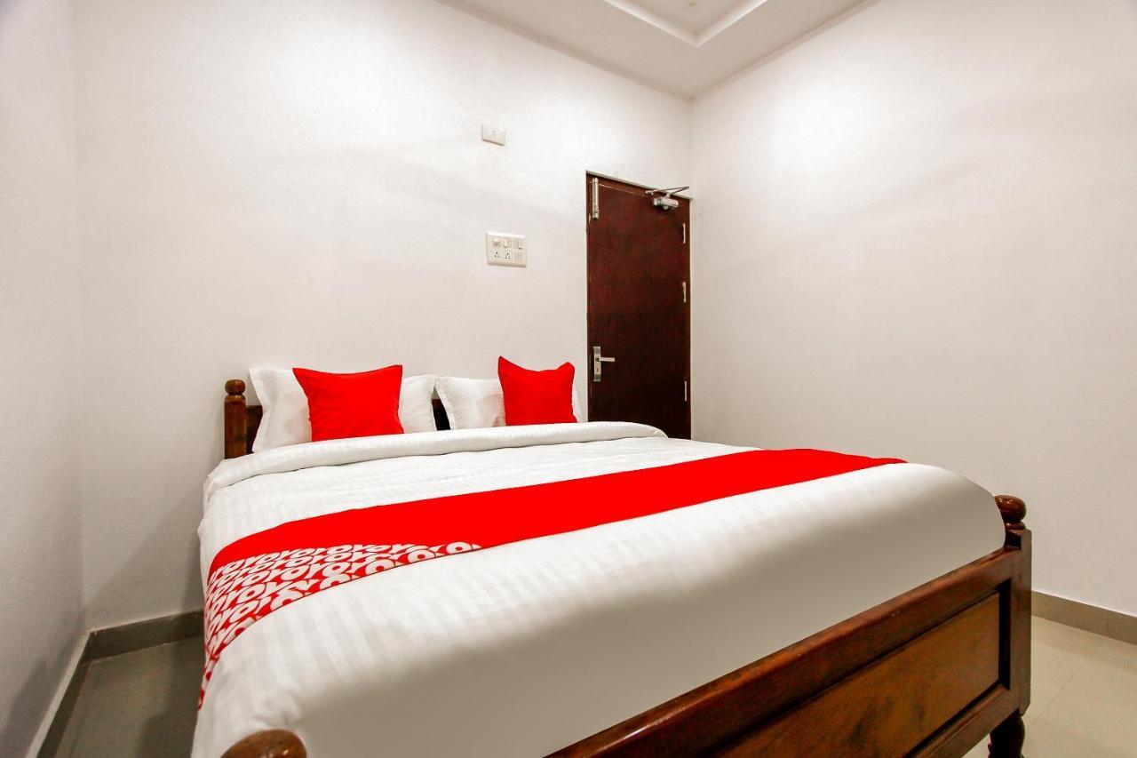 Oyo 69625 Mayuraa Residency Hotel Kumbakonam Exterior foto